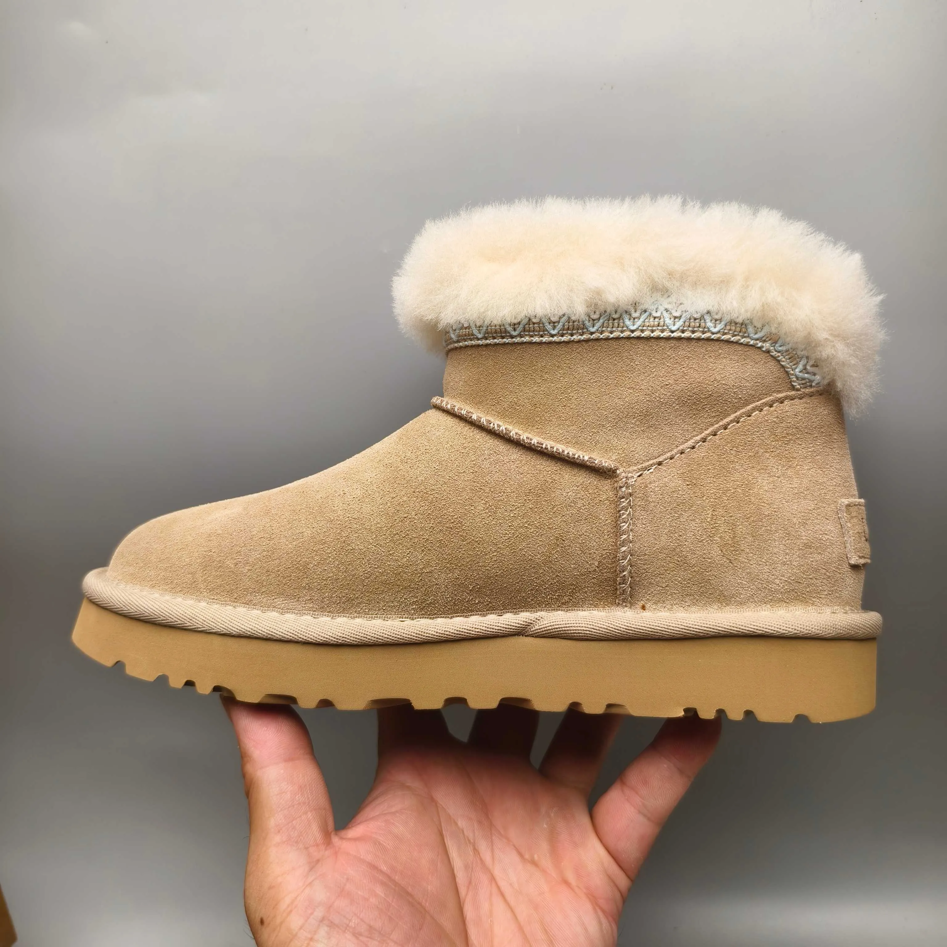 💰520 UGG sheepskin all-in-one snow boots 4496 Ethnic style low-top casual women's shoes Color: Maroon Sand Matching size: 35-40